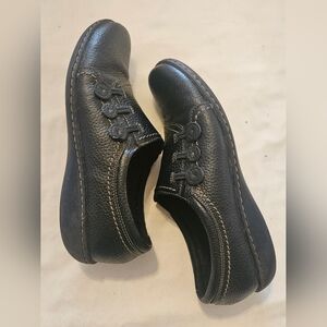 Clarks Women's Ashland Effie Slip-On Size 9.5